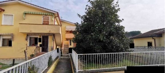 2 bedrooms Apartment in Porto Viro, Italy No. 52434 14