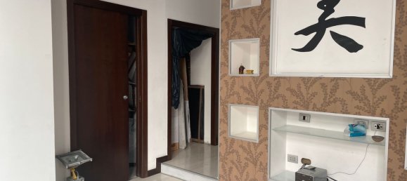 Коммерческая недвижимость с 4 комнатами в Терни, Италия № 174503 11