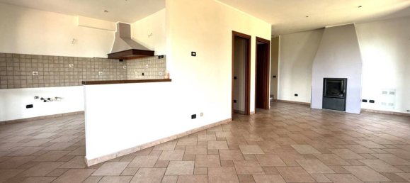 Вилла с 2 спальнями в Бельджирате, Италия № 265037 10