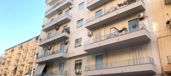 1 bedroom Apartment in Palermo, Italy No. 295328 5