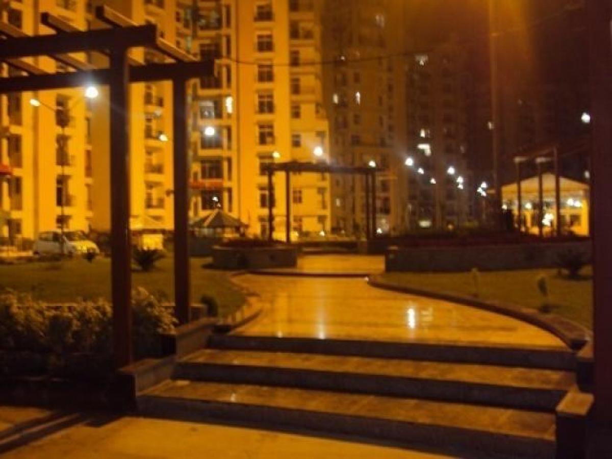 2 bedrooms House in Ghaziabad, India No. 61080