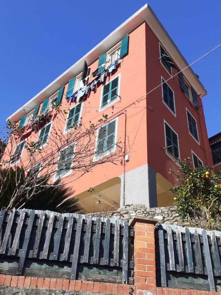 2غرفة شقة في Genoa, Italy رقم 21127