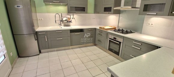 4 Schlafzimmer Haus in Chanteloup-les-Vignes, France, Nr. 164658 2