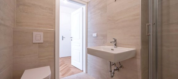 2 rooms Apartment in Meidling, Austria No. 136829 3