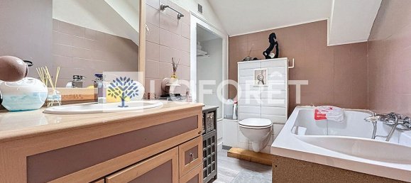 2 bedrooms House in Vendee, France No. 103189 8