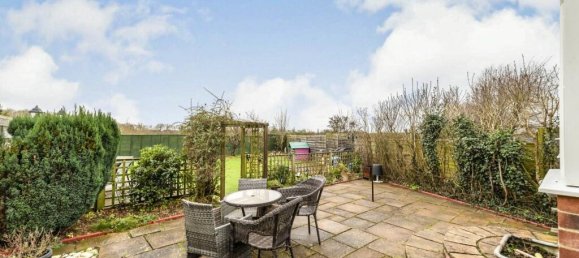 4 bedrooms House in Stevenage, United Kingdom No. 2531 18