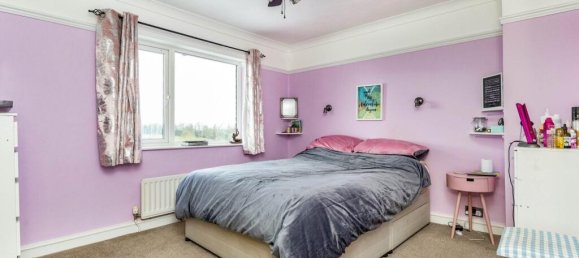 4 bedrooms House in Stevenage, United Kingdom No. 2531 10