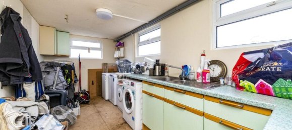 4 bedrooms House in Stevenage, United Kingdom No. 2531 4