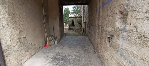 Дом с 5 спальнями в Гуардьягреле, Италия № 318589 23