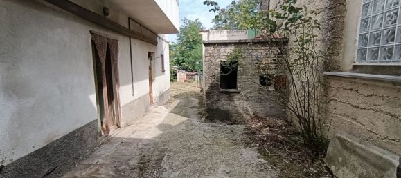 Дом с 5 спальнями в Гуардьягреле, Италия № 318589 22