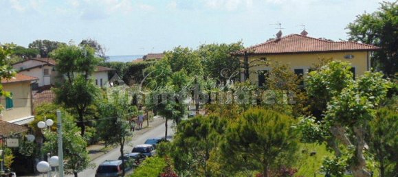 2 bedrooms Apartment in Forte dei Marmi, Italy No. 194557 10