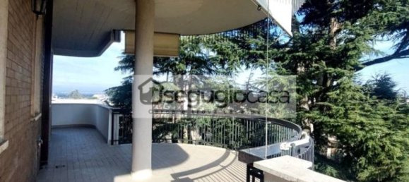 Apartamento T2 em Rome, Italy N.º 194144 46