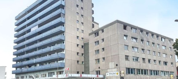 304m² Office in Offenbach, Germany No. 191013 13