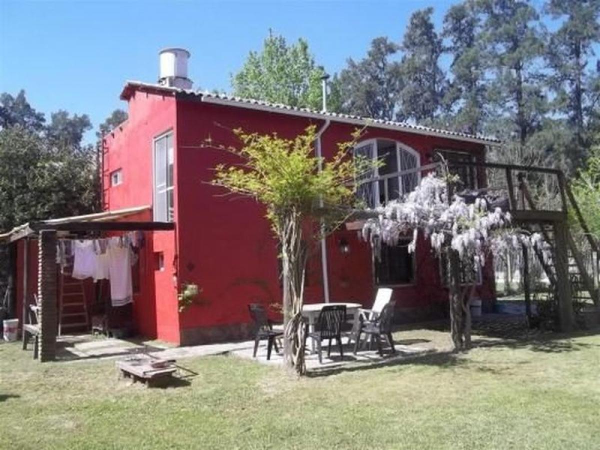 2 bedrooms House in Tigre, Argentina No. 90482