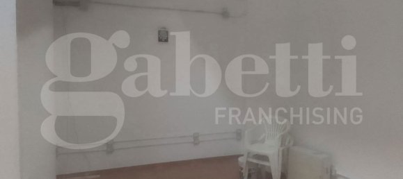 1 room Commercial property in Taranto, Italy No. 351383 6