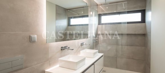 3 bedrooms Villa in Cascais, Portugal No. 109609 17