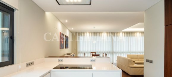 3 bedrooms Villa in Cascais, Portugal No. 109609 7