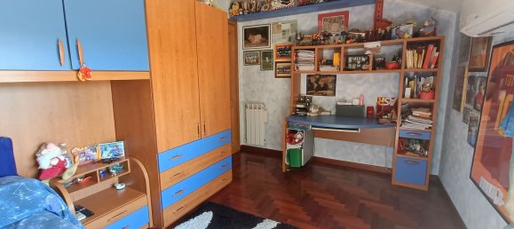 Villa de 6 dormitorios en Guidonia Montecelio, Italy No. 371512 32