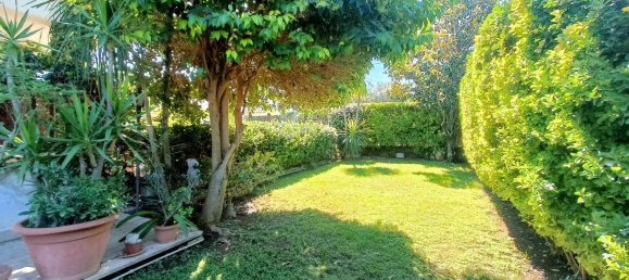 Villa de 6 dormitorios en Guidonia Montecelio, Italy No. 371512 41