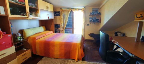 Villa de 6 dormitorios en Guidonia Montecelio, Italy No. 371512 30