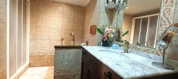 Villa de 6 dormitorios en Guidonia Montecelio, Italy No. 371512 11