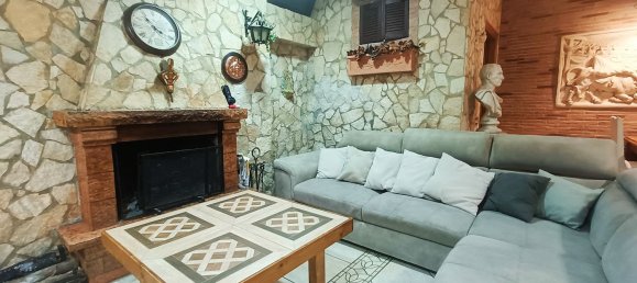 Villa de 6 dormitorios en Guidonia Montecelio, Italy No. 371512 7