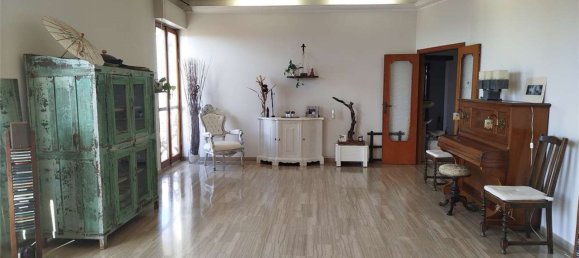 4 rooms Apartment in Falconara Marittima, Italy No. 283220 6