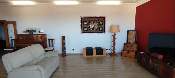 4 rooms Apartment in Falconara Marittima, Italy No. 283220 9