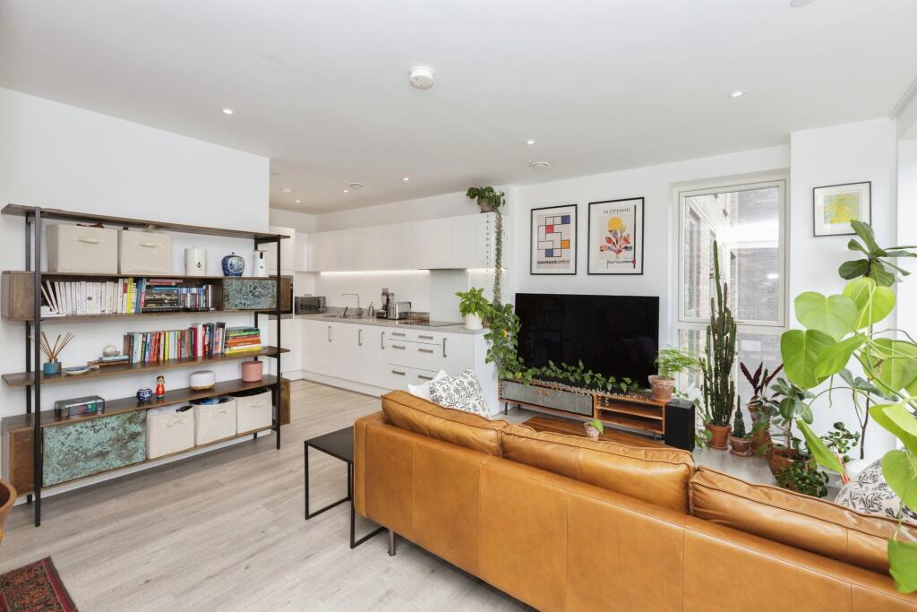 1 bedroom Apartment in London, United Kingdom No. 10724