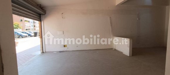 1-Zimmer Gewerbliche Immobilie in Rome, Italy, Nr. 151957 5