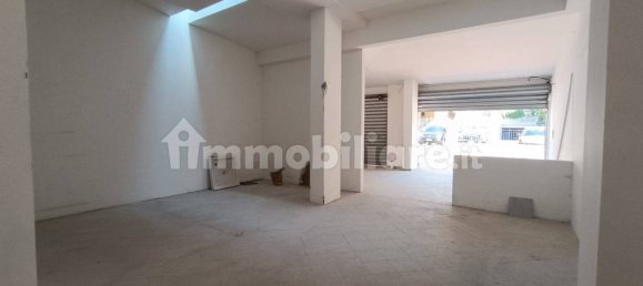 1-Zimmer Gewerbliche Immobilie in Rome, Italy, Nr. 151957 11