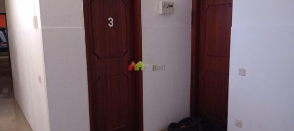 108m² Commercial property in Setubal, Portugal No. 173933 11