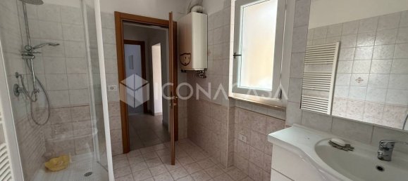 3-salle Maison à Avezzano, Italy No. 22701 12