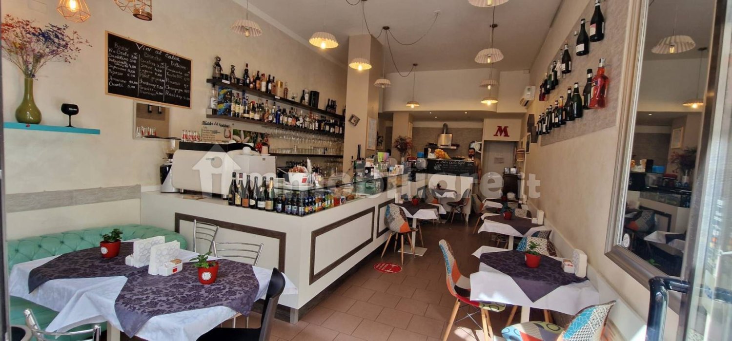 Imóvel comercial de 1 divisão em Verona, Italy N.º 202654