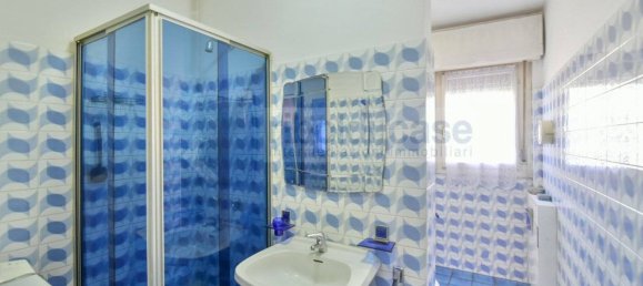 Apartamento T2 em Seregno, Italy N.º 138482 16