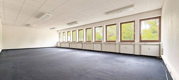 1132m² Building in Bremen, Germany No. 287723 4