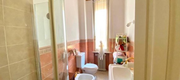 2 rooms Apartment in Parma, Italy No. 40824 9
