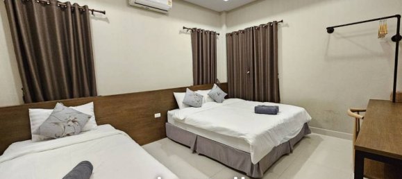 12 bedrooms Villa in Pattaya, Thailand No. 13759 10