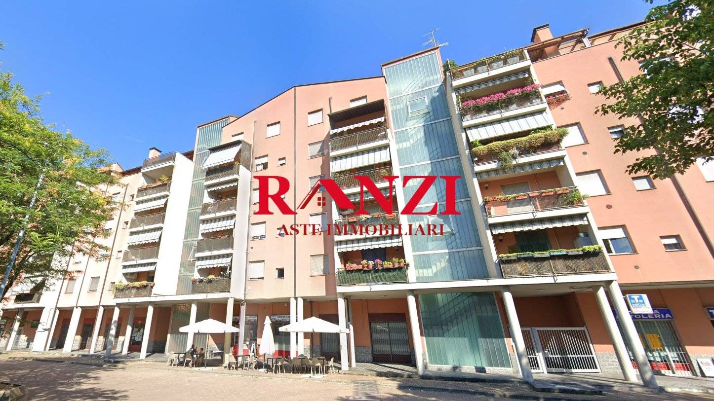 2 chambres Appartement à Brugherio, Italy No. 222188