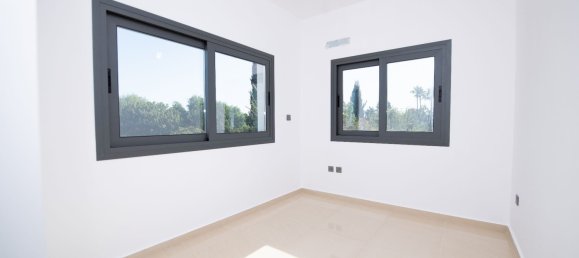 2 bedrooms Apartment in Kato Paphos, Cyprus No. 23126 7