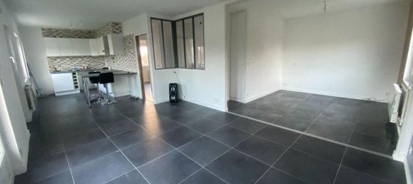 2 غرف نوم منزل في Melleroy, France رقم 215806 2