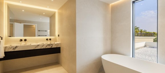 4 Schlafzimmer Villa in Jumeirah Islands, UAE, Nr. 55520 9