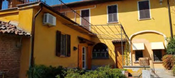 644m² Building in Sant'Angelo Lodigiano, Italy No. 378478 10