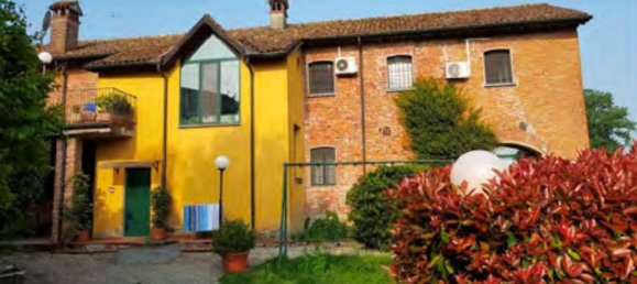 644m² Building in Sant'Angelo Lodigiano, Italy No. 378478 9