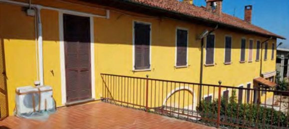 644m² Building in Sant'Angelo Lodigiano, Italy No. 378478 11