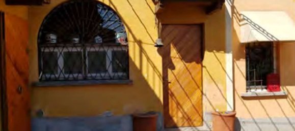 644m² Building in Sant'Angelo Lodigiano, Italy No. 378478 4