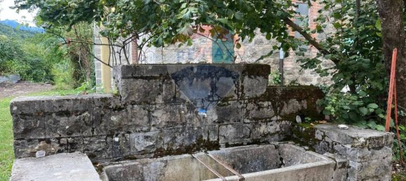 3 bedrooms House in Corniglio, Italy No. 341993 4