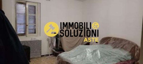 3 rooms Apartment in Tradate, Italy No. 186501 7