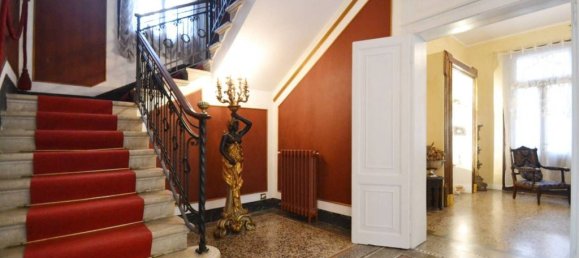 5 bedrooms Villa in Treviso, Italy No. 132379 7