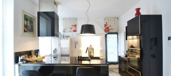 5 bedrooms Villa in Treviso, Italy No. 132379 6